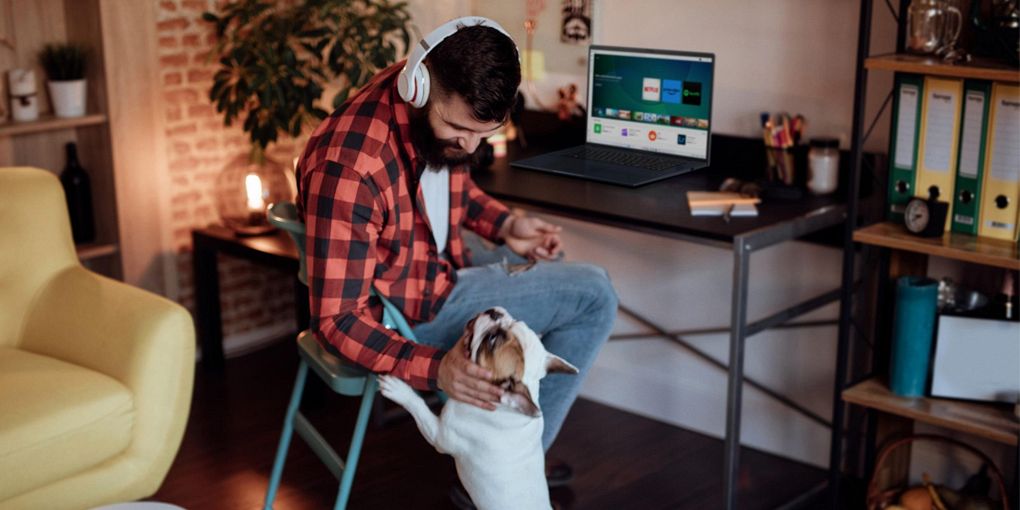  ASUS Vivobook 18 M1807HA - sila a AI na veľkom plátne