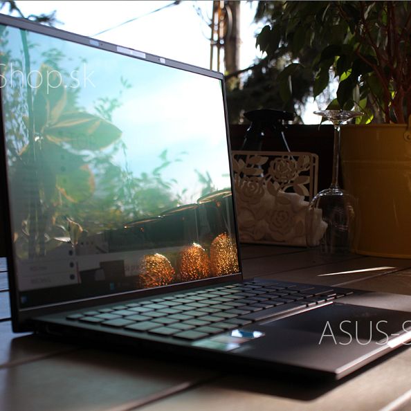 ASUS Zenbook 14 UX3405CA s Intel Core Ultra na každý pracovný stôl