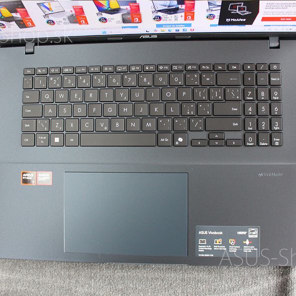 ASUS Zenbook 14 UX3405CA s Intel Core Ultra na každý pracovný stôl