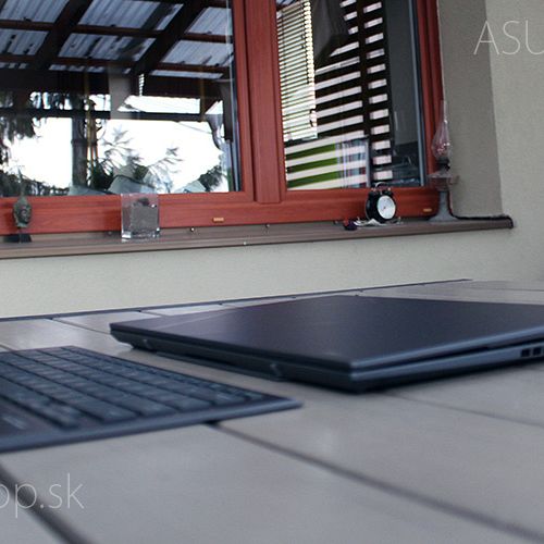 ASUS Zenbook 14 UX3405CA s Intel Core Ultra na každý pracovný stôl