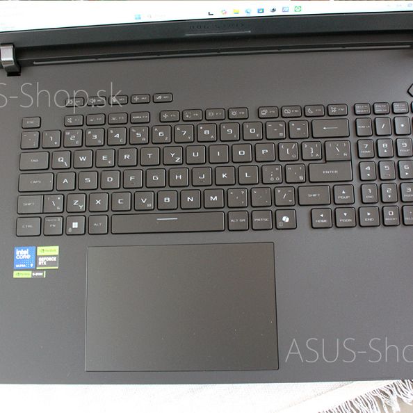 ASUS ROG Strix SCAR 18 G835LX 2.5K Ultra 9-275HX RTX5090/24G 32GB 2TB SSD W11Pro čierny 