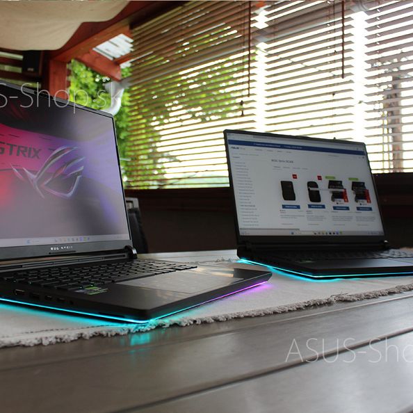 ASUS ROG Strix SCAR 18 G835LX 2.5K Ultra 9-275HX RTX5090/24G 32GB 2TB SSD W11Pro čierny 