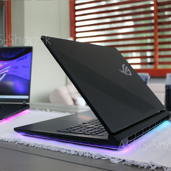 ASUS ROG Strix SCAR 18 G835LX 2.5K Ultra 9-275HX RTX5090/24G 32GB 2TB SSD W11Pro čierny 