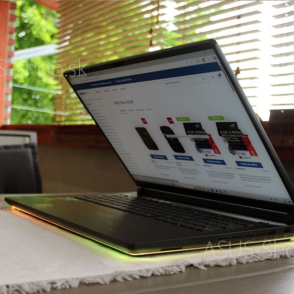 ASUS ROG Strix SCAR 18 G835LX 2.5K Ultra 9-275HX RTX5090/24G 32GB 2TB SSD W11Pro čierny 