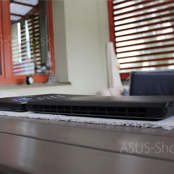 ASUS ROG Strix SCAR 18 G835LX 2.5K Ultra 9-275HX RTX5090/24G 32GB 2TB SSD W11Pro čierny 