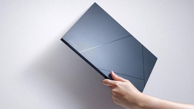 Obľúbený dotykový ASUS Zenbook 14 OLED UX3405MA s ASUS Pen darčekom navyše. Obľúbený dotykový ASUS Zenbook 14 OLED UX3405MA s ASUS Pen darčekom navyše.